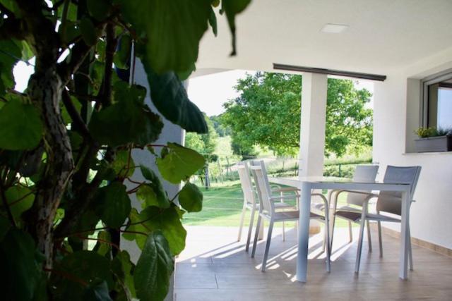 Villa Na Off à Radenci Extérieur photo